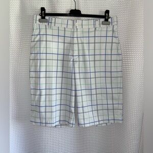 2/49$ Men’s NIKE GOLF white plaid Bermuda shorts size 32